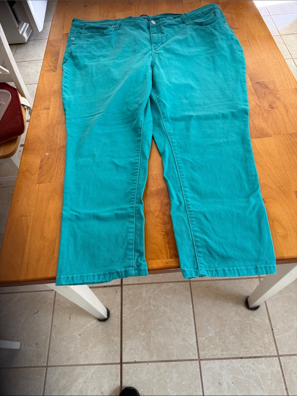crown & ivy Teal Cropped Straight Jeans